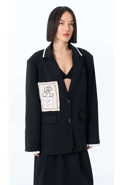 Quzu Back Printed Blazer Black Jacket with Crest Detail