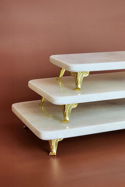 ioadesign Thin and Real Marble Presentation Set of 3 - Gold Legs