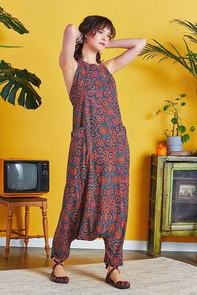Los banditos Low-cut Zippered Pocket Women's Shalwar Jumpsuit