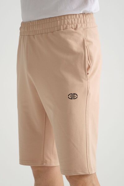 Shooter Bej Rengi Minimal Logolu Pamuklu Regular Kalıp Erkek Şort