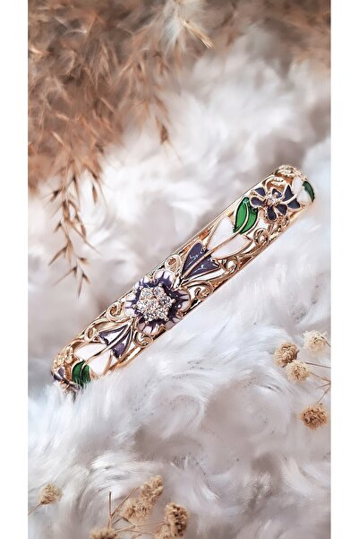 Serenity سوار من الزاماك مطلي بالنحاس المينا الساتان المطرز على شكل زهرة من أ...