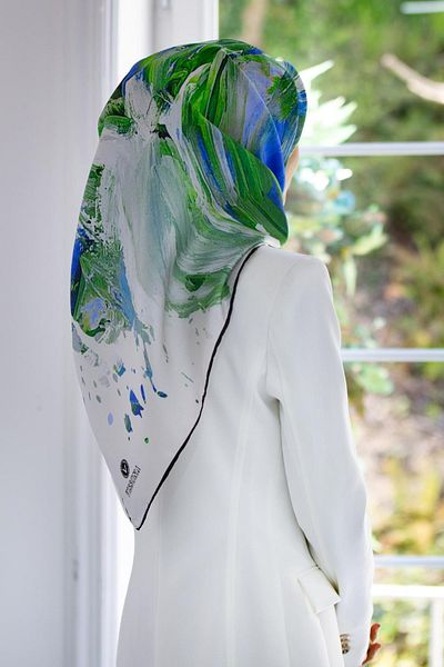 Vissona 100% Twill Silk Brush Μοτίβο Σακάκι - Σμαραγδένιο Πράσινο Χρώμα 90x90 Σχήμα Φύλλου Φύλλου: Ράψιμο στο χέρι
