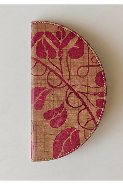 ankara menü Half Moon - Thermo Leather Account Desk Mat - 22 cm Diameter