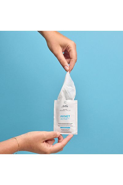 BioNike Aknet Active Peel 10-Pack Disposable Wipes