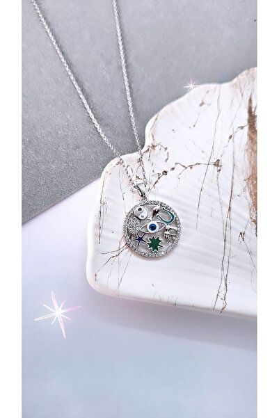 Serenity الحظ الشكل الصلب قلادة