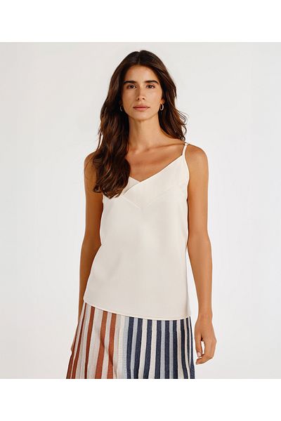 Yargıcı V-Neck Strap T-Shirt