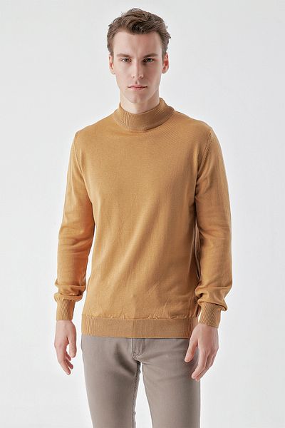 Morven Ανδρικά πλεκτά Camel Basic Half Turtleneck Dynamic Fit Relaxed Cut