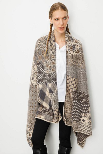 Desen Triko Women's Forty Patch Patterned Bearded Large Shawl with Yarn 12
