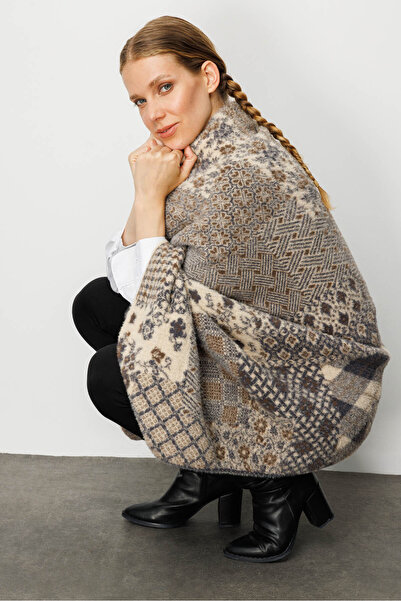 Desen Triko Women's Forty Patch Patterned Bearded Large Shawl with Yarn 12