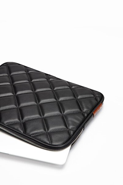 MESCHAIN Kapitone Laptop Kılıfı 15 & 16 Inç Siyah