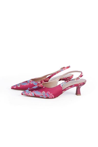 Letafia Valley Ethnic Pattern Low Heeled Shoes