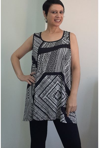 Mertcan Butik Black and White Patterned Combed Viscose T-Shirt with Thick Straps