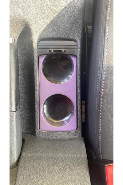 3B38 Golf 5 Armrest with Cup Holder