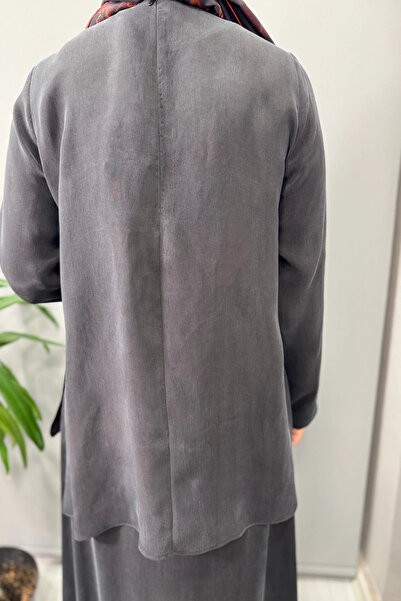 MISS DALIDA Shoulder Button Detailed Blouse Black T25Y-6067