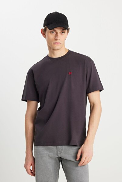 WRANGLER Relaxed Fit Small Logo Siyah Erkek Kısa Kol T-Shirt