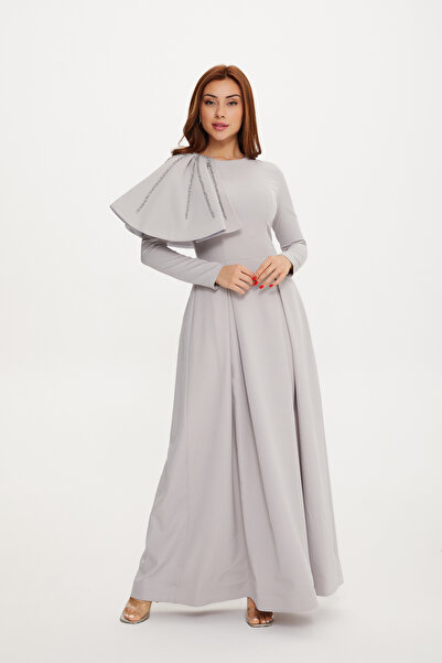 Stylish Long gray dress with embroidered shoulder