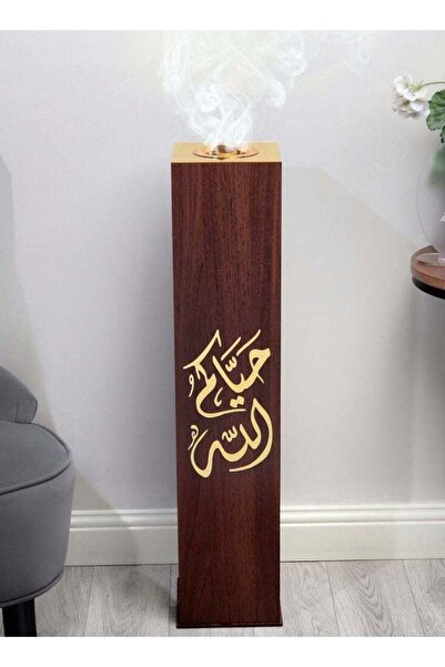 Story of candle A luxurious hospitality incense burner with the phrase "Welcome" in brown and gold.