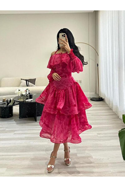 Nice Model فستان متوسط الطول مكشوف الأكتاف باللون الفوشيا، تصميم كلوش، فستان ...