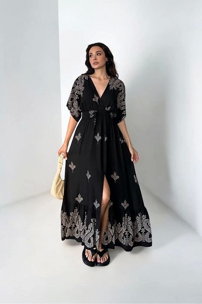 SUMEF Arin Black Patterned Maxi Dress-Black