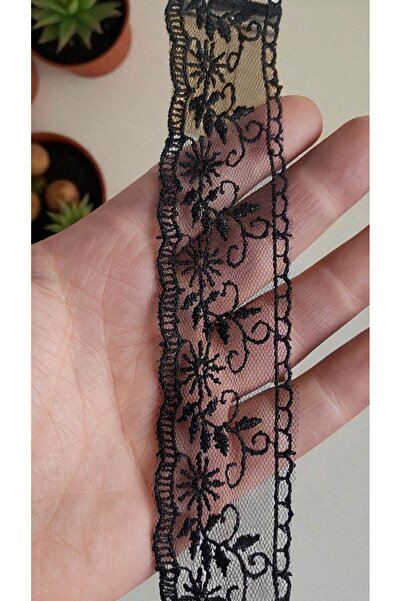 DUAYEN Güpür dantel tül üzeri işleme heybet kenar desen 2 metre