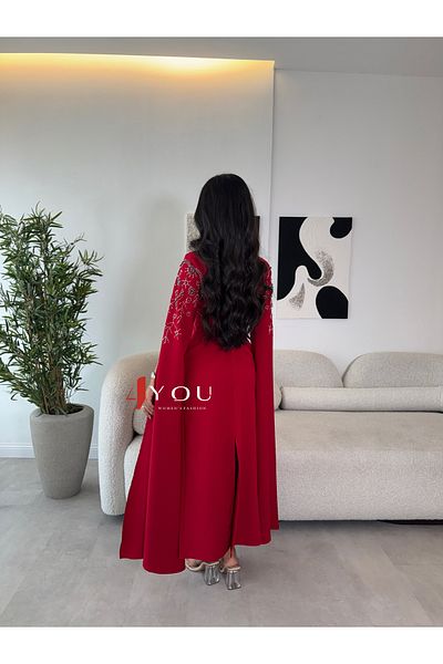 4YOU Elegant red dress decorated with pearls and stones and a flowing cape
