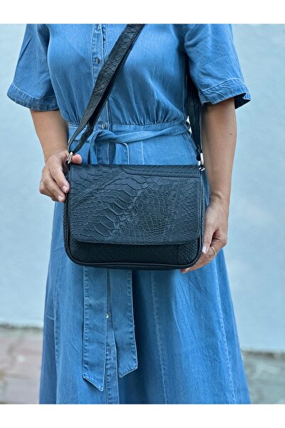 Deribag Genuine Leather, Medium Size, Black, Cross Strap, Women's Shoulder Bag 25*21*8 cm