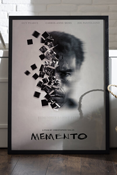 Duvarda Αφίσα Memento με μαύρο ξύλινο πλαίσιο, ζωγραφική τοίχου ταινιών