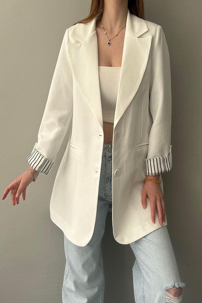 lizge giyim Two Button Sleeve Printed Jacket