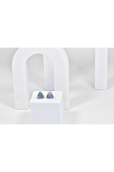 NARRU Handmade earrings, stylized triangle, red and silver, Vasia