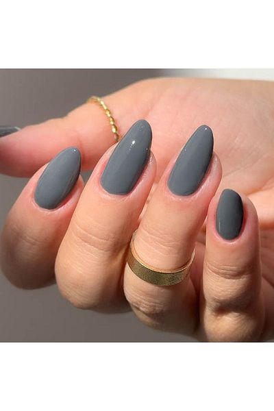 SEPHORA COLLECTION Nail Polish 103 Chic Grey – Soft Neutral Grey, Glossy Vegan Formula | 5ML