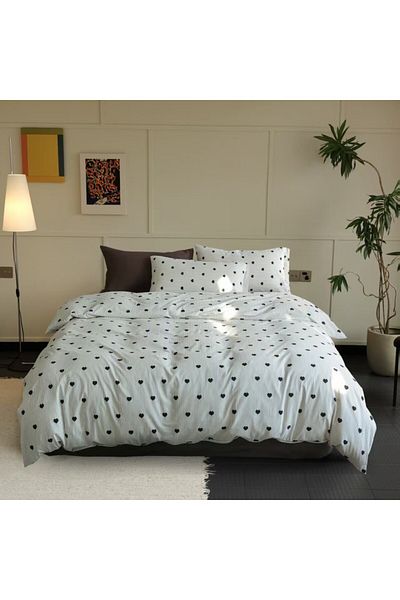 Pucioasa 100% cotton bed linen with elastic, black hearts