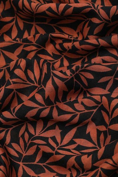 Levidor Orange Relax Ivy Shawl