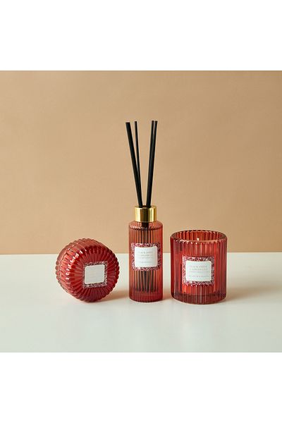 Lifestyle Black Amber and Ginger Lily Reed Diffuser and Candle Gift Set