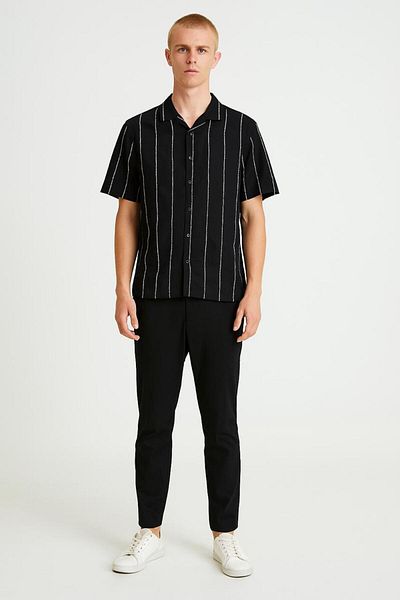 NuhStar Men's Premium Short Sleeve Shirt (Black) | Half Sleeves | Baggy Shirt | Regular fit | Fit Shirt