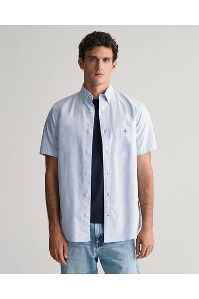 Gant قميص أكسفورد كلاسيكي بقصّة عادية وأكمام قصيرة