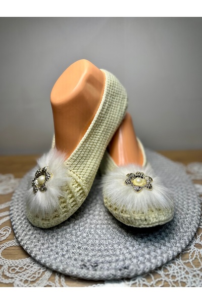 SBD EL ÖRGÜSÜ KEÇE TABANLI PATİK