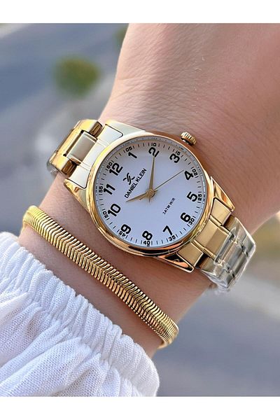 Daniel Klein Women's Wrist Watch+Bracelet with Numerical Dial 3 Atm Water Resistant 2 Years Warranty Kn046.Dk1