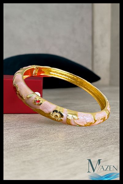 MAZEN Mineli Handcuff Bracelet |   Flower Motif |   Spring Bracelet |   Elegant Model Accessory