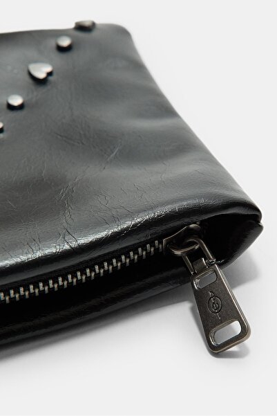 Stradivarius Kalp Zımbalı Suni Deri Makyaj Çantası