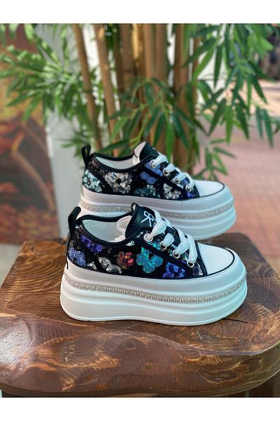 KRISTE BELL Y-004 Stone Flower Patterned Sports Shoes