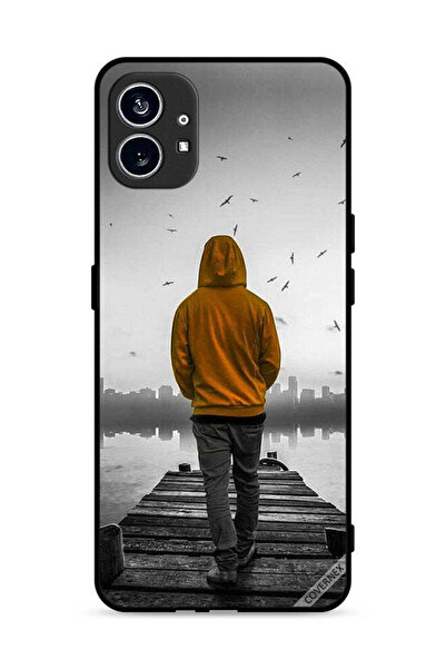 Covernex غطاء حماية لهاتف Nothing Phone (1) 5G، فتى حزين يمشي