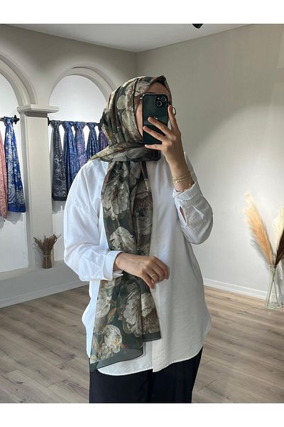 Merwiss Aura Silk Crepe Shawl - Green