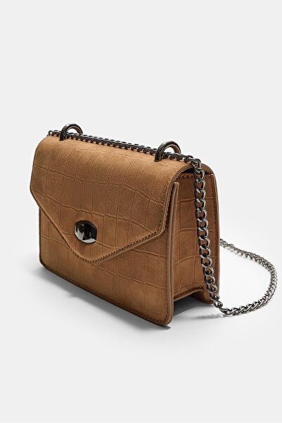 Stradivarius Textured crossbody bag with fastening