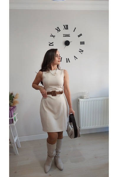 Butik Kemerli Elbıse