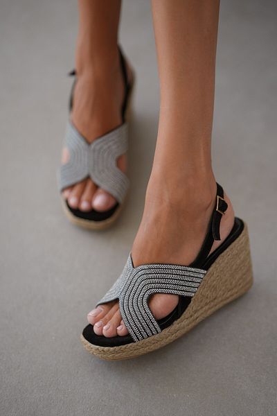 selinshoes Sandale espadrile din piele naturală Viona cu detalii cu piatră strălucitoare - NEGRE