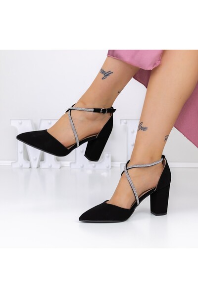 mei Черни обувки на висок ток 2YXD63