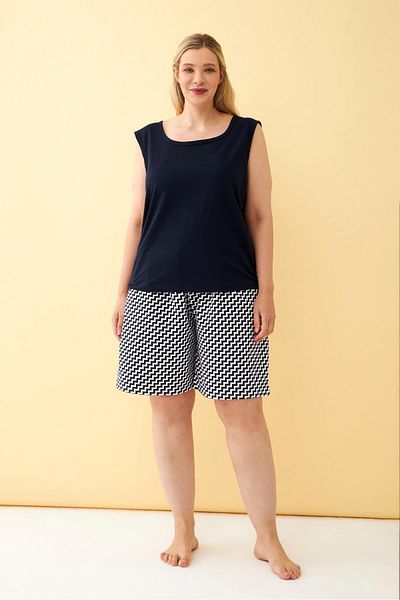 Akbeniz Women's Navy Blue Geometric Patterned Plus Size Pajama Set with Shorts