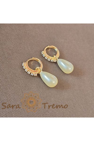 saratremo Elegant Earrings for Stylish Women with Pearl and Zirconia Crystals