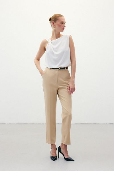 Sateen Belted Trousers - Dark Beige