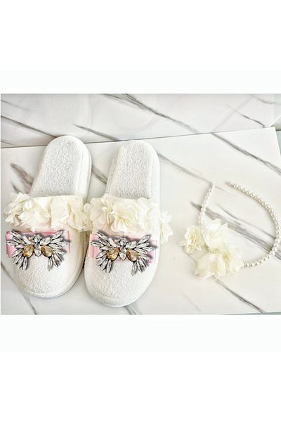 pegu baby collection Pink Ribbon Crystal Bag Maternity Slippers and Pearl Crown Avant-Garde Team